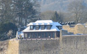 Ansicht des Schlosscafes von der Stadt aus