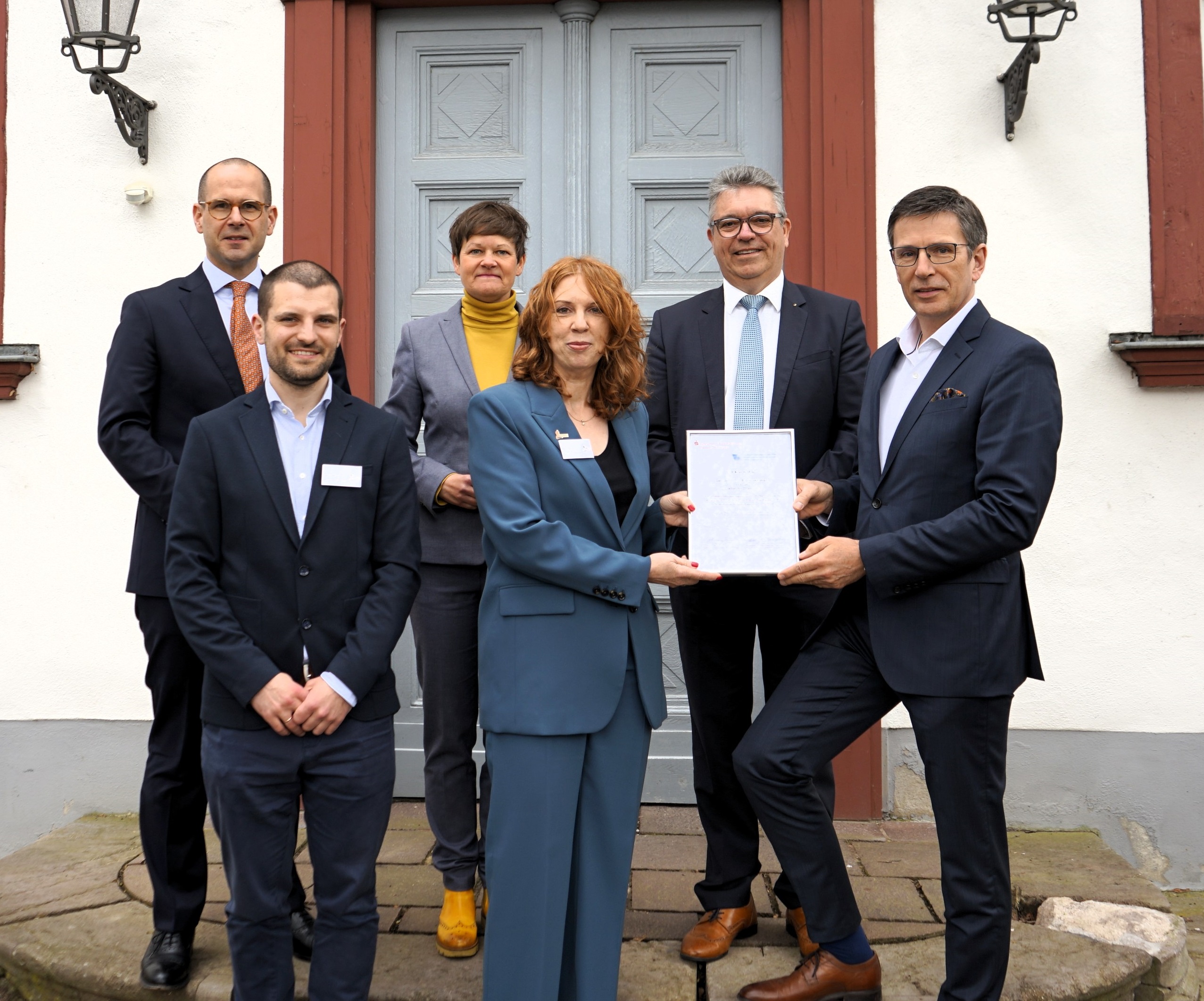 Verleihung des hessischen Archivpreises an die Oranienstadt Dillenburg. Mit Klick aufs Bild gehts zum ganzen Artikel