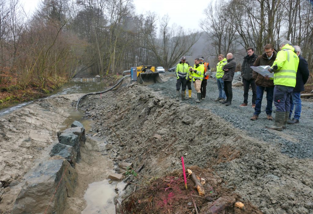 Baumaßnahmen an der Dietzhölze