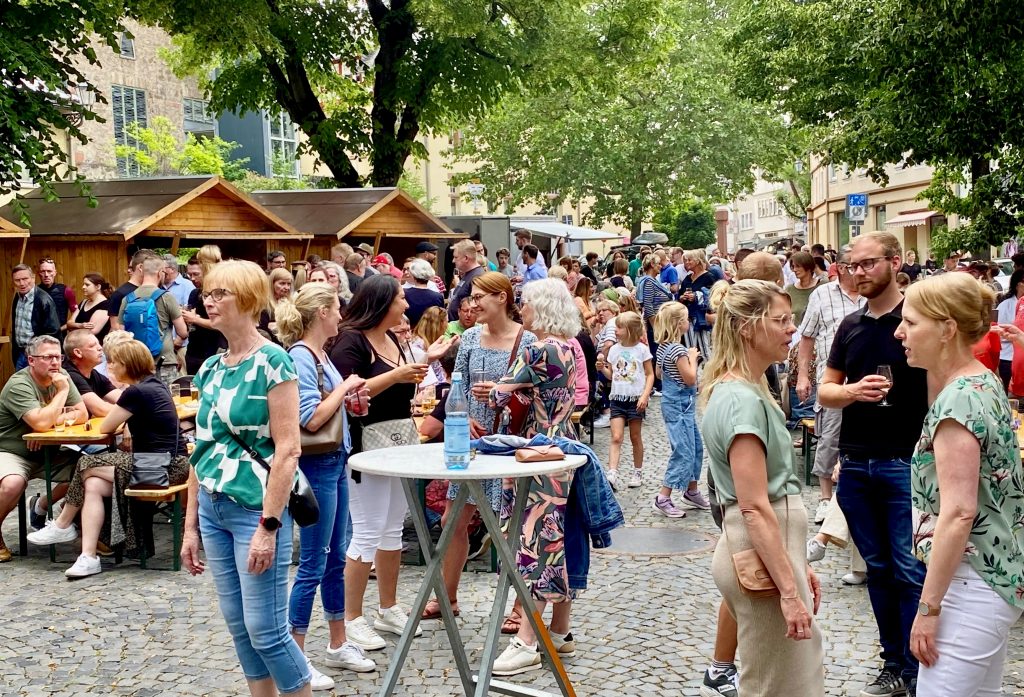 Besucher der Afterwork Party